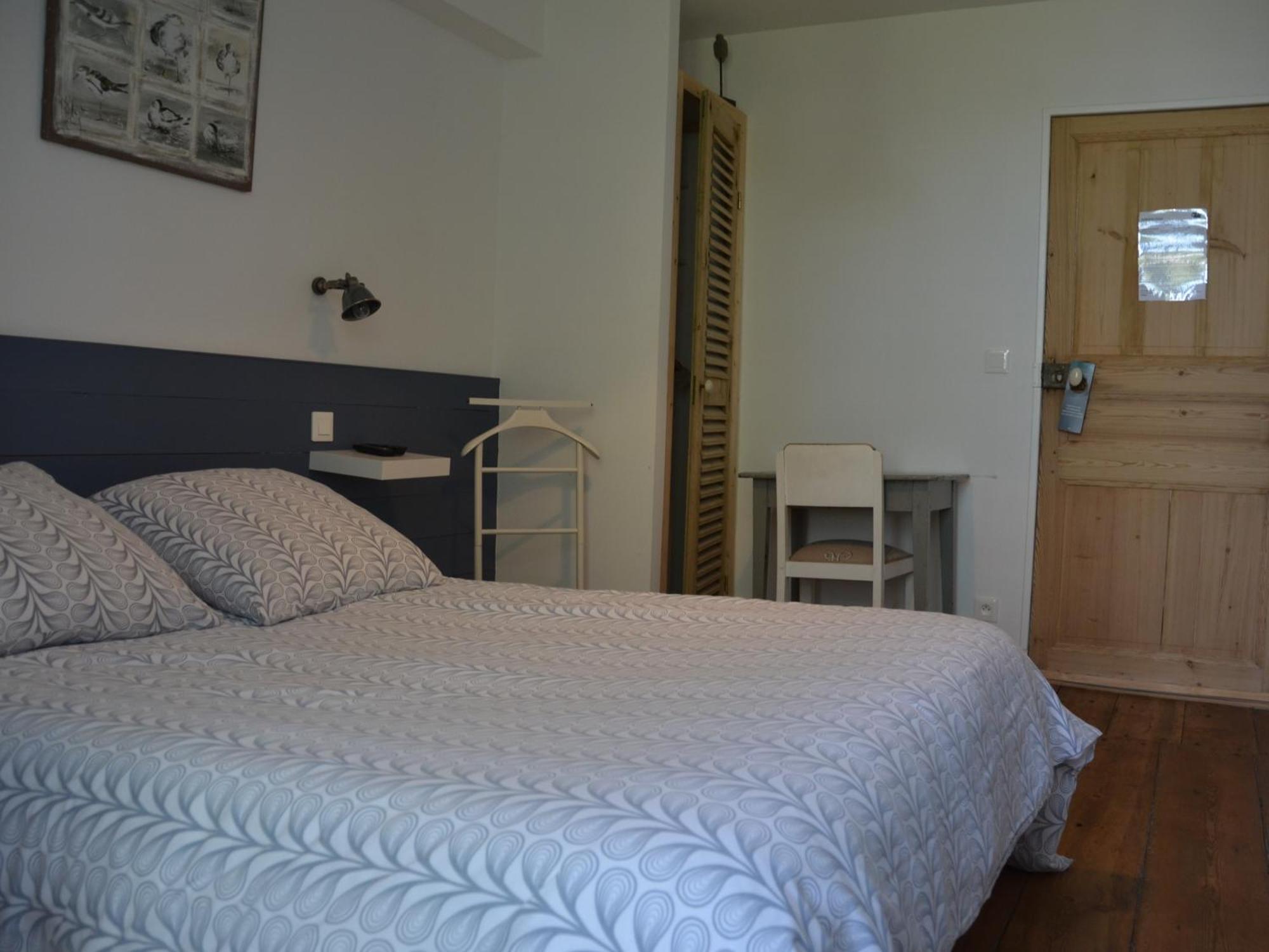 Le Mole Bed & Breakfast ลาฟร็อตต์ ภายนอก รูปภาพ